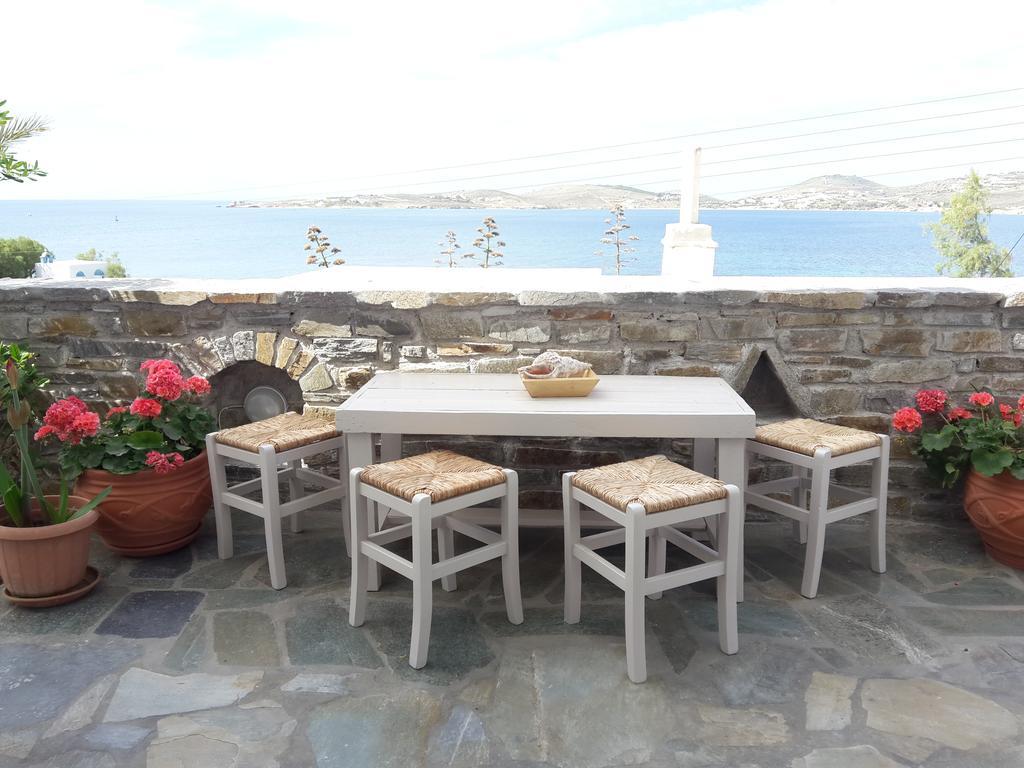 Paros Rooms Dora エクステリア 写真